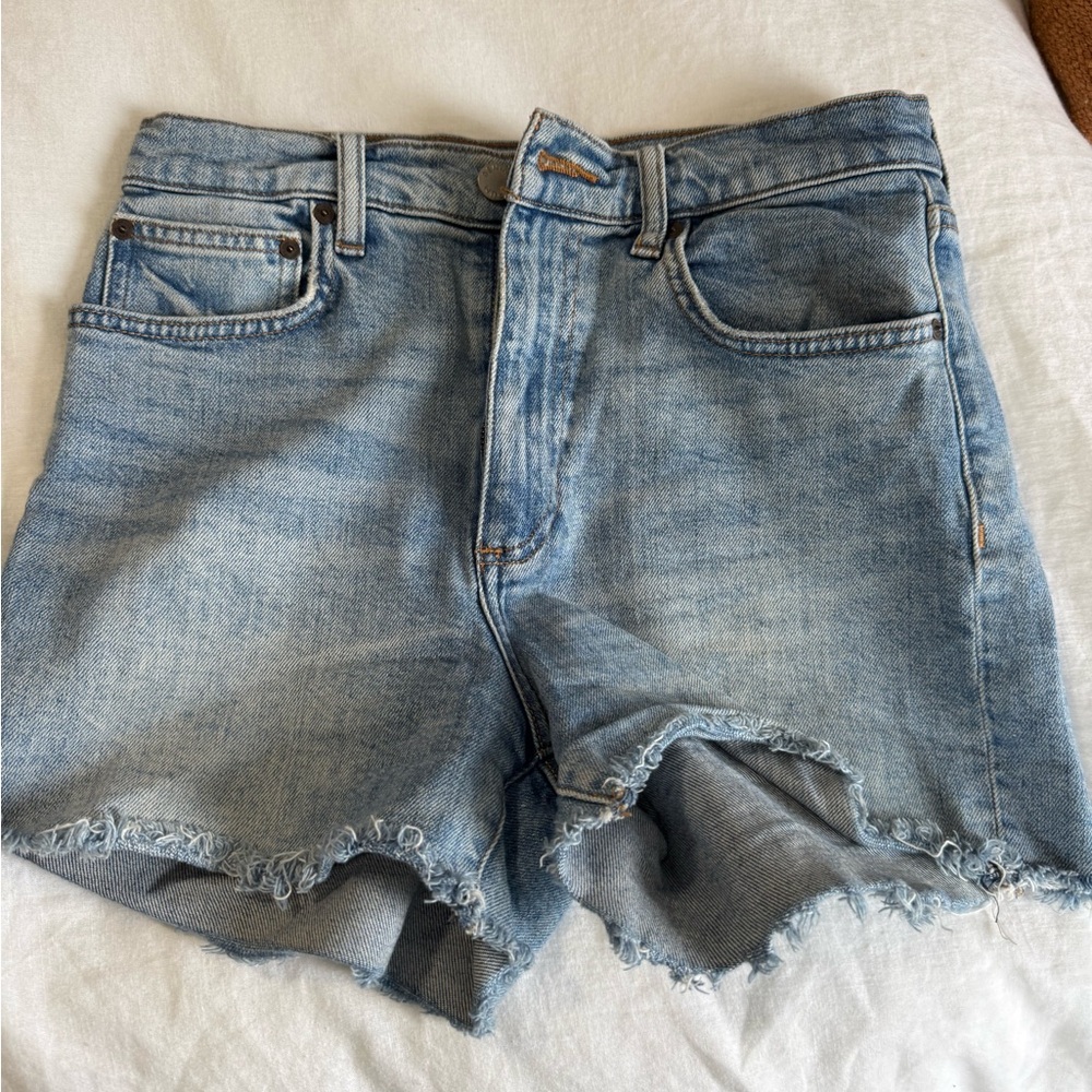 Denim Forum Romy Slim Short - Size 27